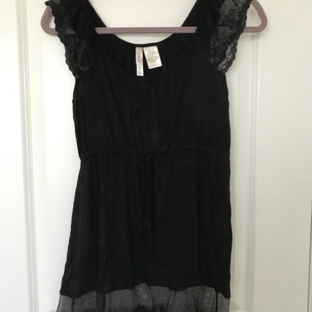 FORGOTTEN GRACE TOP, SIZE SMALL.